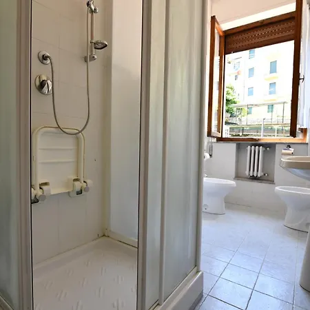 La Casa Di Nonna Con Ampio Terrazzo アパート シエーナ