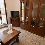 Apartamento Con Ampio Terrazzo La Casa Di Nonna Iliana *